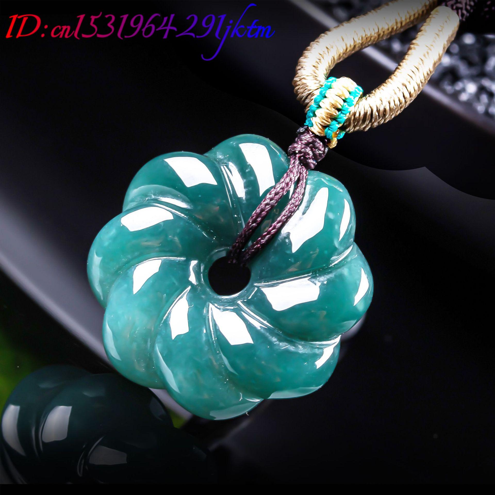 Collier avec pendentif en jade - Jewelry & Watches Ltd avis et prix
